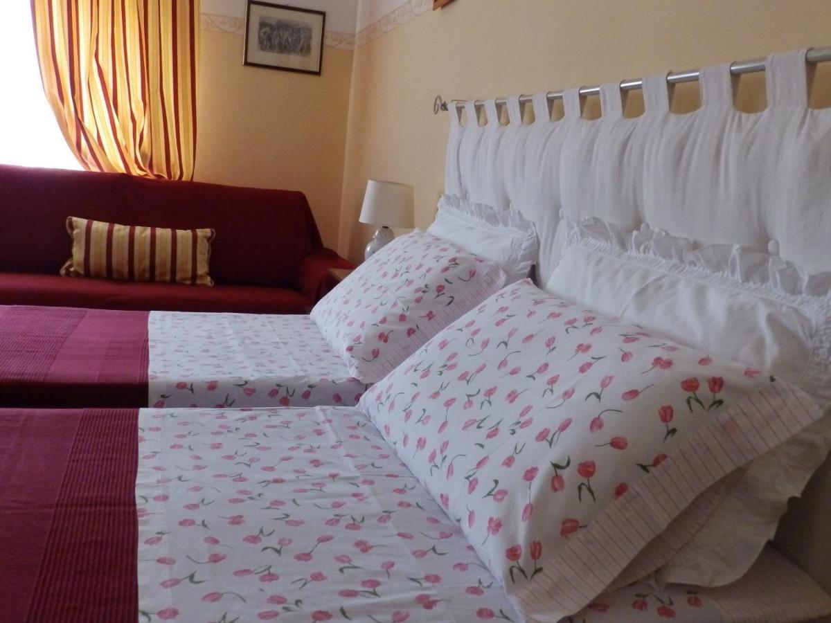 Ploaghe Sa Chessa B&B מראה חיצוני תמונה