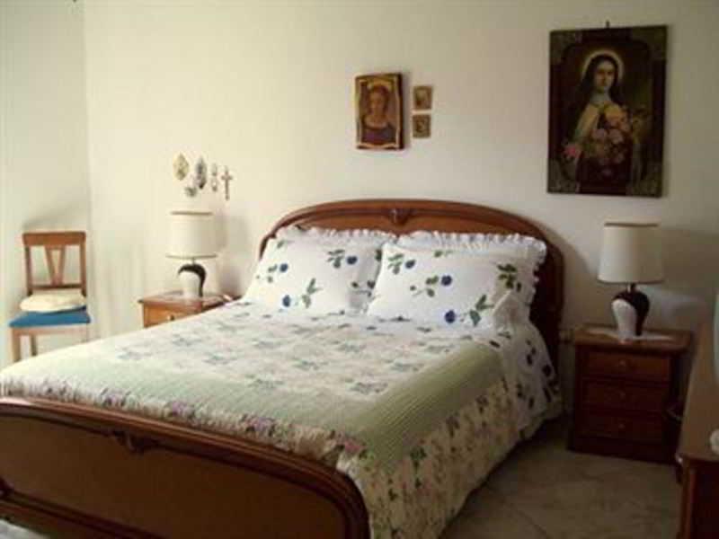 Ploaghe Sa Chessa B&B מראה חיצוני תמונה